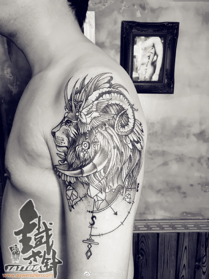 大臂私人订制纹身图案狮子纹身图案手臂多元素纹身图案设计